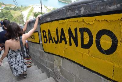 The steps at&nbsp;El Pe&ntilde;ol de&nbsp;Guatap&eacute;.