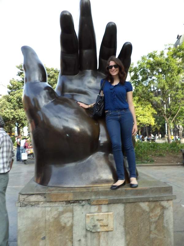 Nadine poses at Plaza Botero near&nbsp;Parque de Berr&iacute;o.